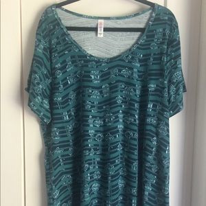 Lularoe Classic Tee